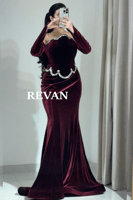 فستان مخملي عودى فاخر بلمسة ملكية وتطريز كريستالي