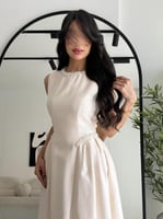 فستان عيد ميدي بقصة كلاسيكية تصميم أنثوي من ريڤــا...