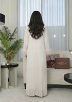 جلابية رمضانية فاخرة بثنيات طولية وتطريز ناعم من ر...