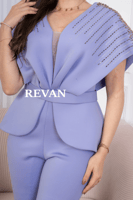 طقم أنيقة بتصميم عصري فاخر