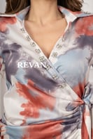 فستان بلمسات فنية أنيقة