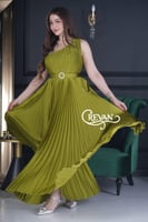 فستان طويل ستان كسرات بكتف واحد