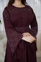 جلابية رمضانية أنيقة بتطريز طولي من ريڤــان