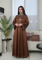 جلابية رمضانية فاخرة بتطريز كريستالي من ريڤــان