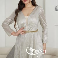 فستان فضي طلس سلسال ذهبي