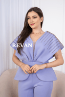 طقم أنيقة بتصميم عصري فاخر