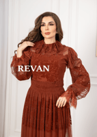 فستان أنيق بتصميم راقٍ