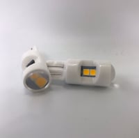 لمبه ليد نواعس اللون كريمي