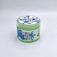 جل هلامي لتنظيف ديكور السيارة