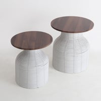 طقم طاولات خزف بأسطح خشبي ليڤارا