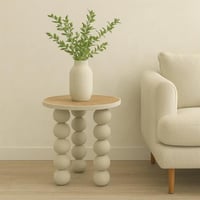 طاولة جانبية عصرية بيج - روماني