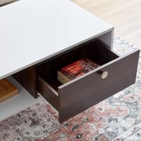 طاولة قهوة لورفينا خشب هندسي ابيض مع درج بني