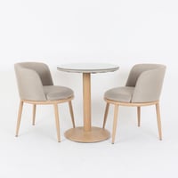 طقم طاوله ليتورا سطح زجاج بارجل معدن متين - 2 كرسي...