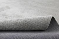 سجاد اكوا من تولان لون كريمي بتصميم فخم