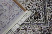 سجادة أنامل من هياف بتصميم ذات نقوشات راقية لون از...