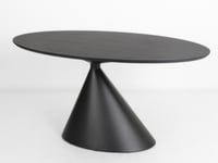 طاولة طعام الكرا بسطح خشبي لون أسود مقاس 130x80x75...