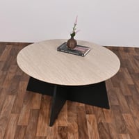 طاولة قهوة مستديرة خشبية لون اسود مع بيج فاتح فاخر...