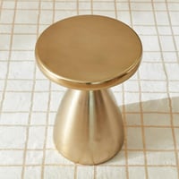 طاولة جانبية من كوزميك معدن ميتالك ذهبي