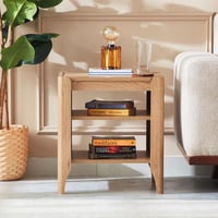 طاولة جانبية من چاڤا خشب برفين و جانب من الرتان لو...