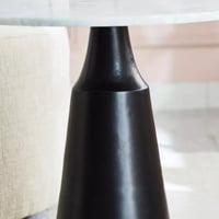 طاولة جانبية بسطح من الرخام الأصلي - بيرمودا