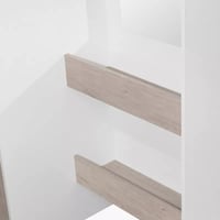 خزانة ملابس ببابين مع مرآة وأرفف مفتوحة وإضاءة من...