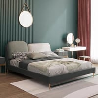 سرير ريفي بظهر منجد مخمل باللون الرمادي