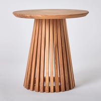 طاولة جانبية دولتشي خشب مستديرة لون خشبي مقاس 50x5...