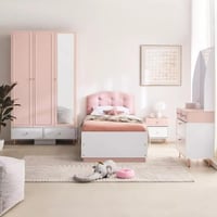 خزانة ملابس بـ3 أبواب ودرجين من أرميسيا