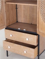 دولاب رِمالا معدن وخشب مزخرف بدرجين تخزين مقاس 71x...