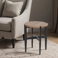 طاولة جانبية لمسة بتصميم عملي - لون بني