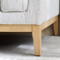 كنبة نوريتّا 3 مقاعد قماش لون رمادي بارجل خشب زان