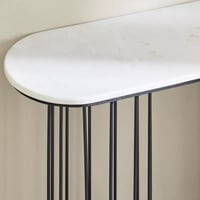 طاولة كونسول إليرزا بسطح من الرخام الأصلي ابيض قاع...