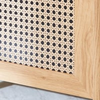 طاولة جانبية من چاڤا خشب برفين و جانب من الرتان لو...