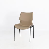 كرسي طعام هامرت