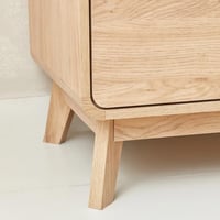 طاولة تزيين كبيرة بباب واحد و3 أدراج خشب من نورديك...