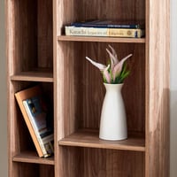 وحدة تخزين ميرو 7 رفوف خشب هندسي بني بارجل معدني م...