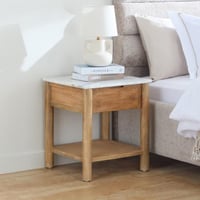 طاولة سرير جانبيّة بدرج من دبلن