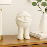 مجسم ديكوري ريزين بلون بيج ولمسة فنية مميزة مقاس 1...