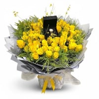 باقة ورد صفراء ساعة