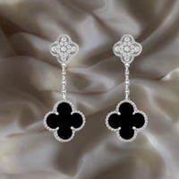 أقراط أذن ماجيك ألامبرا