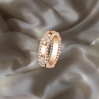 خاتم بيرليه سويت كلوفرز | عدٍة الوان