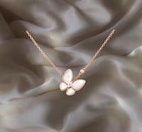 قلادة تو باترفلاي