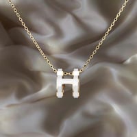 H POP PENDANT