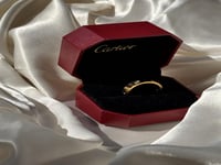 خاتم من مجموعة LOVE