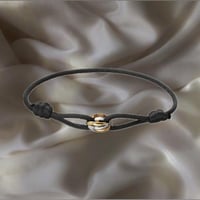 سوار من مجموعة "ترينيتي"