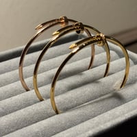 سوار جوست ان كلو V Gold