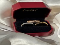 خاتم مرصوف من مجموعة LOVE