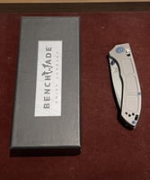 Benchmade 748 Narrows