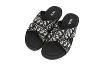 شبشب ديور رجالي نقشة كلاسيكية بالأسود والرمادي