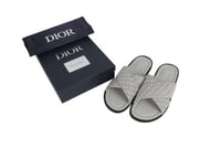 شبشب ديور رجالي نقشة كلاسيكية